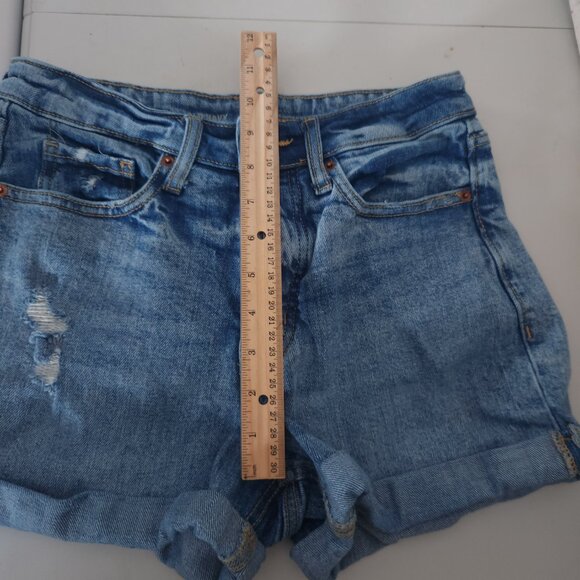 Old Navy High Rise OG Straight Denim Shorts Womens 4 Blue Cuffed Distressed - Picture 8 of 16